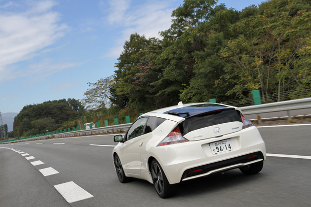 ホンダ 新型 Cr Z 試乗レポート 国沢光宏 1 2 徹底検証 12年新型車種ー試乗レポート Mota ホンダ 新型 Cr Z 試乗レポート 国沢光宏 1 2 徹底検証 12年新型車種ー試乗レポート Mota