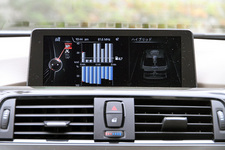 BMW ActiveHybrid 3　8.8インチワイドコントロールディスプレイ