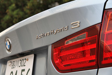 BMW ActiveHybrid 3　エンブレム