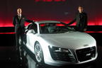 アウディ R8 新車発表会速報