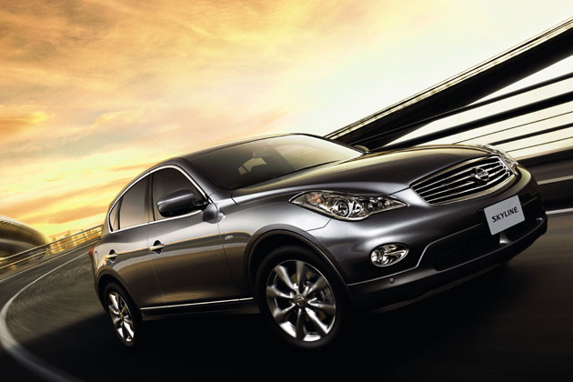 日産、「スカイライン クロスオーバー」の一部仕様を向上(画像