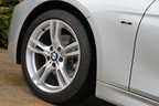 BMW 320d BluePerformance M Sport　225/45R18タイヤ+ダブルスポーク・スタイリング397アロイ・ホイール