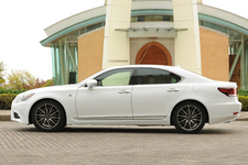 レクサス 新型LS(LS460)