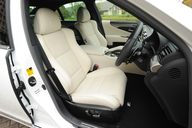 レクサス 新型LS(LS460)