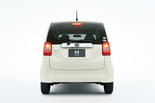 N ONE G・Lパッケージ （プレミアムホワイト・パール）