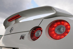 日産 新型GT-R（2013年モデル）Premium edition テールランプアップ