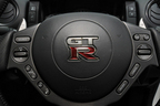 日産 新型GT-R（2013年モデル）Premium edition [ファッショナブルインテリア] ステアリング