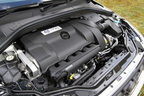 ボルボ XC60 T6 AWD　直列6気筒を横置き搭載する！
