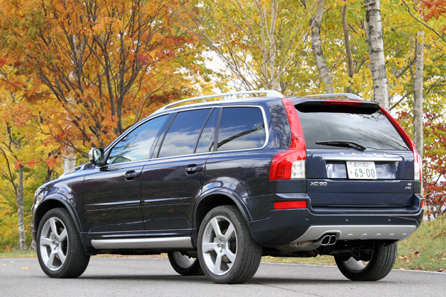 ボルボ XC90 3.2 AWD R-DESIGN パッケージ