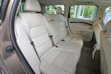 ボルボ V70 T4 SE リアシート