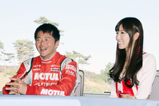 [「AUTECH OWNERS GROUP(AOG) 湘南里帰りミーティング2012」]本山 哲 選手＆AUTECH レースクイーン 美波千夏 スペシャルインタビュー