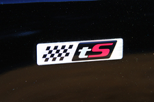 スバル レガシィツーリングワゴン 2.5i EyeSight(アイサイト)tS/「tS」サイドオーナメント