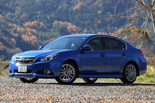 スバル レガシィB4 2.5i EyeSight(アイサイト)tS