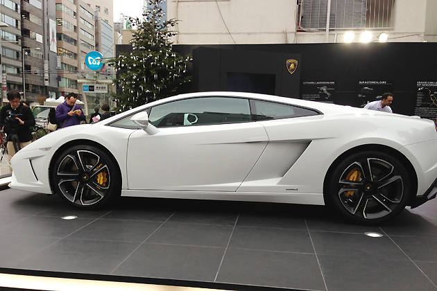 ランボルギーニ 新型ガヤルド LP560-4新型車速報 ～「クリスマスカフェ