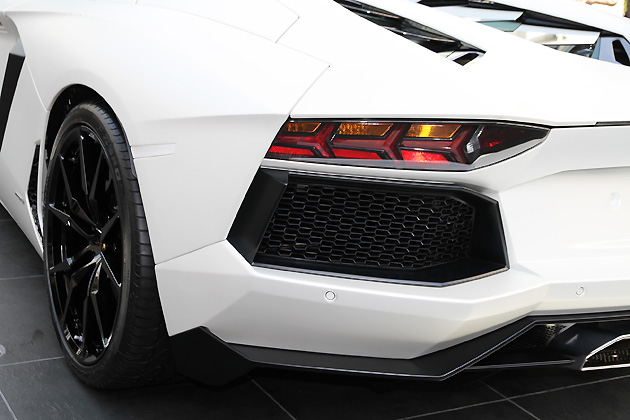 希少・限定品】 100M防水 トニーノランボルギーニ クロノグラフ 腕時計