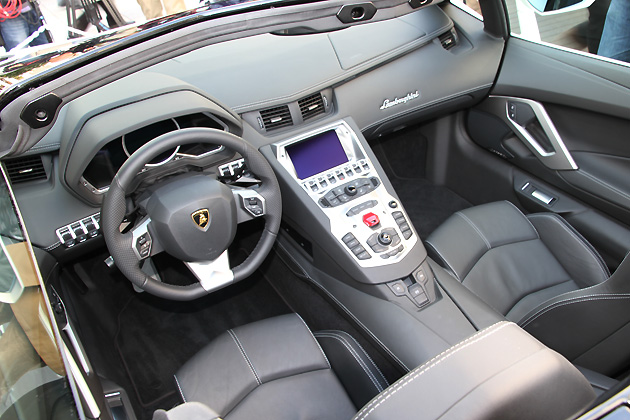 ランボルギーニ 新型アヴェンタドールlp700 4 ロードスター新型車速報 画像ギャラリー No 25 新型車リリース速報 Mota