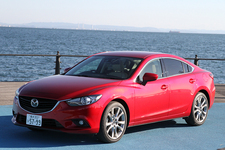 マツダ 新型アテンザセダン SKYACTIV-G(2.5リッターガソリンエンジン搭載モデル)25S Lパッケージ