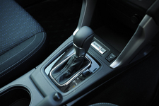 スバル フォレスター