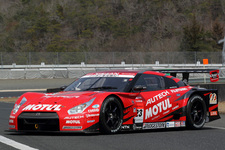 日産 Motul Autech GT-R