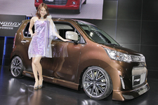 [東京オートサロン2013速報]コンパニオン特集　スズキブース