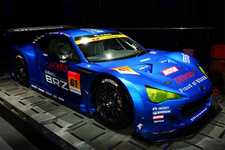 装着車両となる#61 SUBARU BRZ GT300