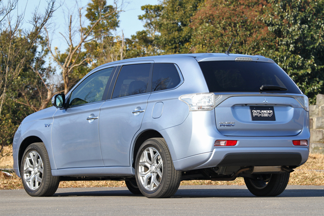 三菱 アウトランダー PHEV(プラグインハイブリッドEV) 試乗