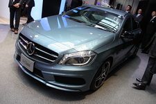 メルセデス・ベンツ 新型Aクラス A180 BlueEFFICIENCY Sports