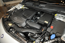 メルセデス・ベンツ 新型 Aクラス「A250 シュポルト」2.0リッター直噴ターボエンジン