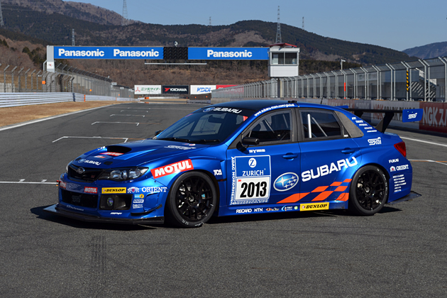 2013年ニュルブルクリンク24時間耐久レース参戦車両の「SUBARU WRX STI 4ドア」