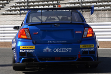 2013年ニュルブルクリンク24時間耐久レース参戦車両の「SUBARU WRX STI 4ドア」