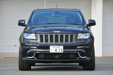 ジープ グランドチェロキー SRT8 エクステリア・フロント正面