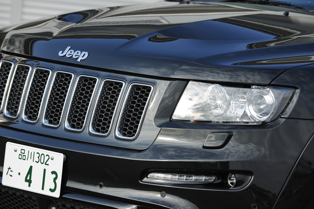 ジープ グランドチェロキー SRT8 フロント周り