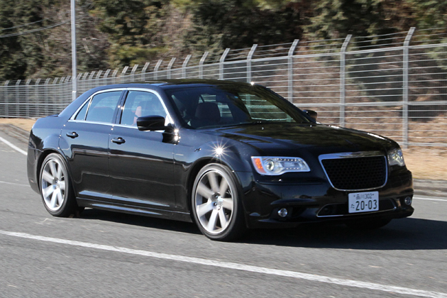 ブラックカスタム】クライスラー 300 SRT8 純正 20in 9J +25.5