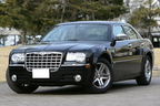 旧モデルのクライスラー 300（日本名300C）