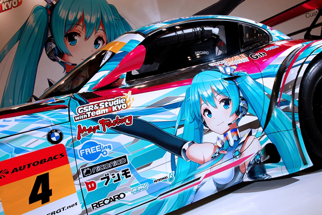 グッドスマイルレーシング 初音ミクを描いたgtマシン Bmw Z4 Gt3 で13 Super Gtで王座奪還を狙う 業界先取り 業界ニュース 自動車ニュース国産車から輸入車まで Mota