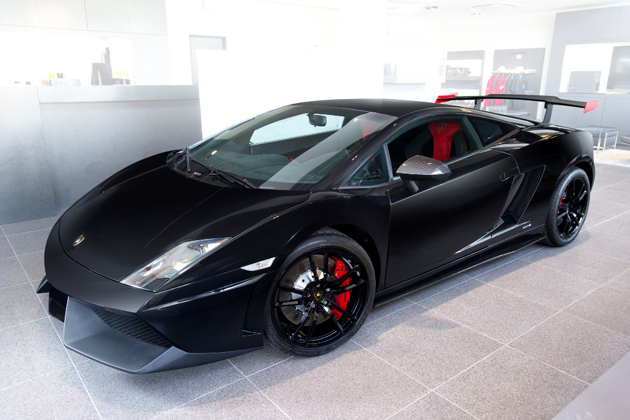 ★☆超希少　ランボルギーニ　ガヤルド フルカーボン　シフトレバー　新品同様 超希少 ランボルギーニ ガヤルド フルカーボン シフトレバー 新品同様