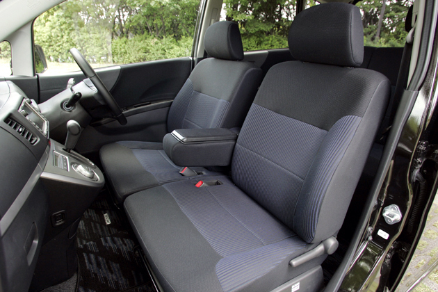 フロントシート