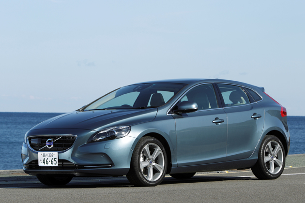 VOLVO V40