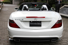 Mercedes-Benz SLK200 BlueEFFICIENCY MT（マニュアル）