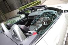 Mercedes-Benz SLK200 BlueEFFICIENCY MT（マニュアル）