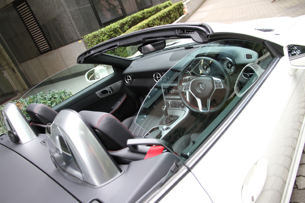 メルセデス ベンツ Slk0 Blueefficiency Mt マニュアル 新型車速報 メルセデス ベンツ日本 21年振りにマニュアルモデルを導入 画像ギャラリー No 25 新型車リリース速報 Mota