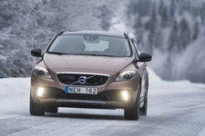 VOLVO V40 Cross Country