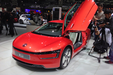 【ジュネーブショー2013】フォルクスワーゲン「XL1」[市販モデル]