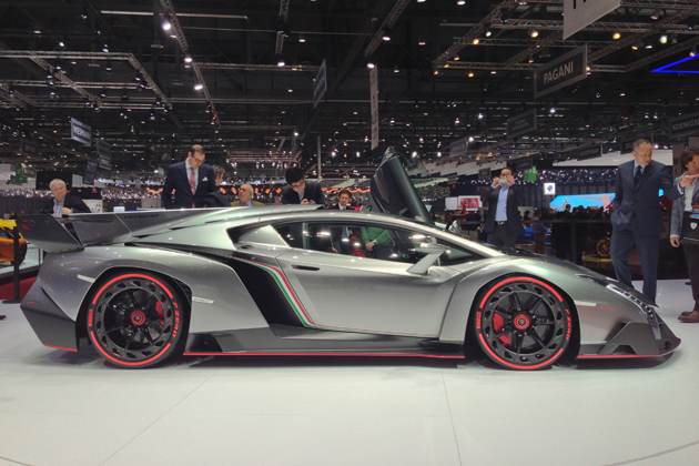 ジュネーブショー13 ランボルギーニ 世界限定僅か 3台 のみのスーパー スポーツカー ヴェネーノ 発表 価格は3億6千万円 最新版 モーターショー21 Mota ジュネーブショー13 ランボルギーニ 世界限定僅か 3台 のみのスーパー スポーツカー ヴェネーノ 発表 価格は3億6千万円 最新版 モーターショー21 Mota