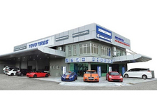 Toyo Premium Auto Centre 1 号店
