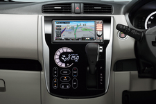 日産自動車 新型軽自動車「DAYZ(デイズ)」 軽初のタッチパネル式オゾンセーフフルオートエアコン