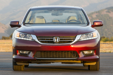 新型アコード EX-L V-6 セダン(北米)