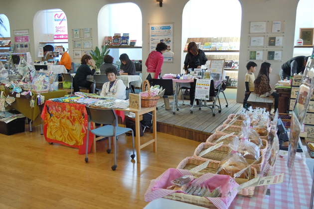 マイネッツ逗子"LOHAS Garage"　エコモノ市