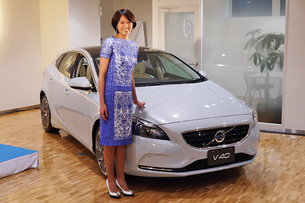 元プロビーチバレー選手 浅尾美和さん ボルボ V40納車セレモニーレポート 画像ギャラリー No 9 特集 Mota 元プロビーチバレー選手 浅尾美和さん ボルボ V40納車セレモニーレポート 画像ギャラリー No 9 特集 Mota