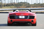 アウディ 新型 R8 スパイダー 5.2 FSI クアトロ